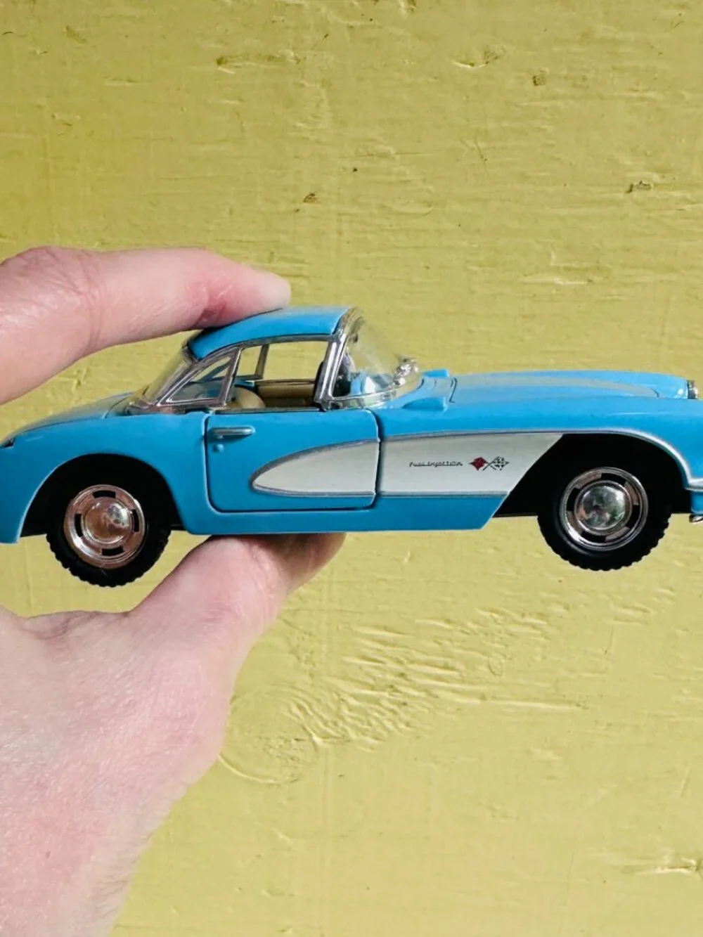 Kinsmart 1957 Chevrolet Corvette 1:34 Diecast Model Car Blue Pull Back Toy 5